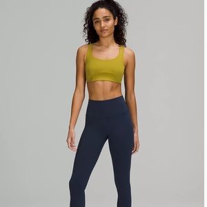 Lululemon Wunder Under Train